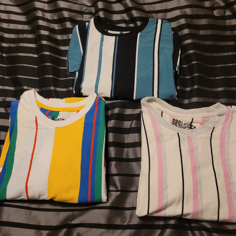 Mens medium Striped  T-Shirt Set